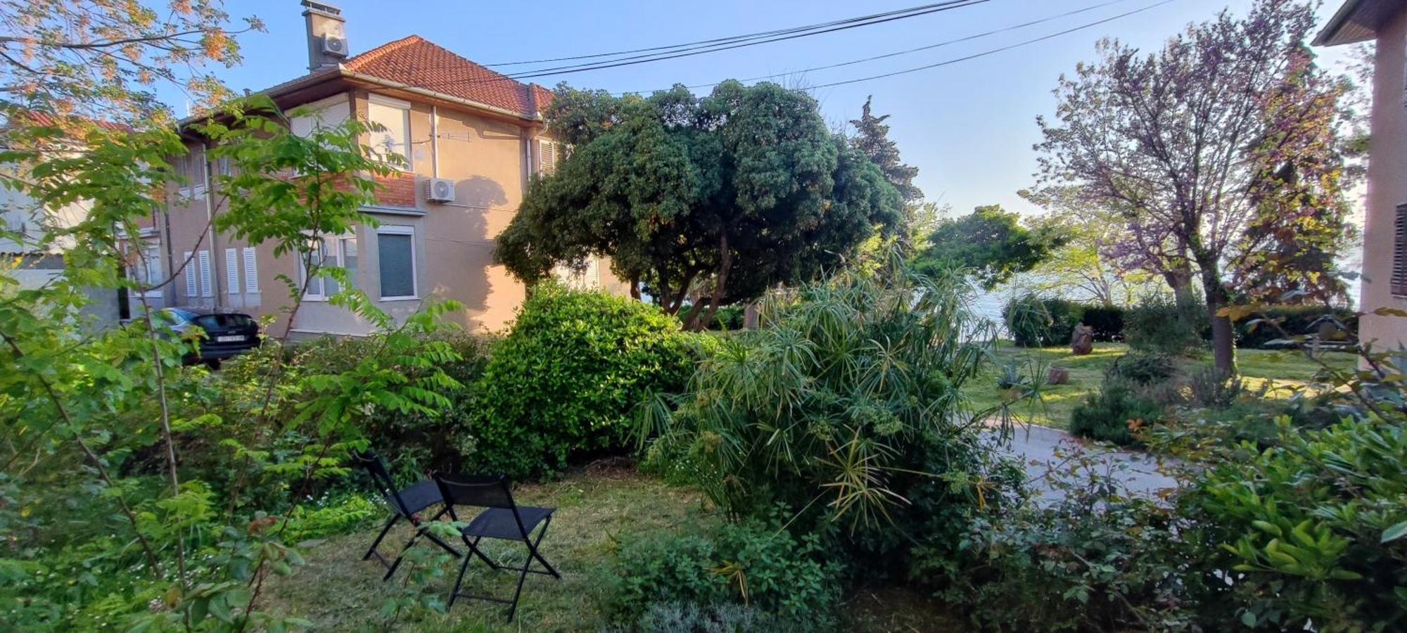 Appartement Kolovare Garden Oasis - First Row By Sea à Zadar Extérieur photo